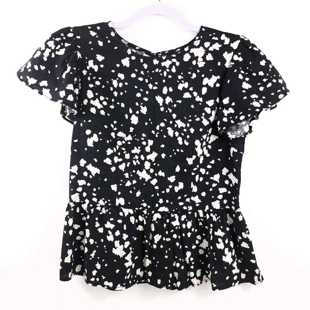 Who What Wear Ruffled Tunic XS Black White Print Flutter Sleeve